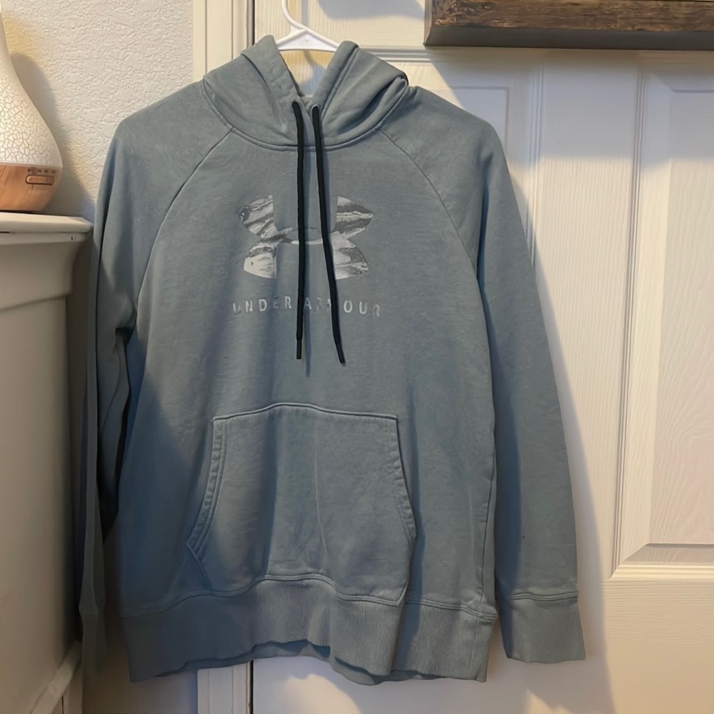 Women’s Under Armor hoodie